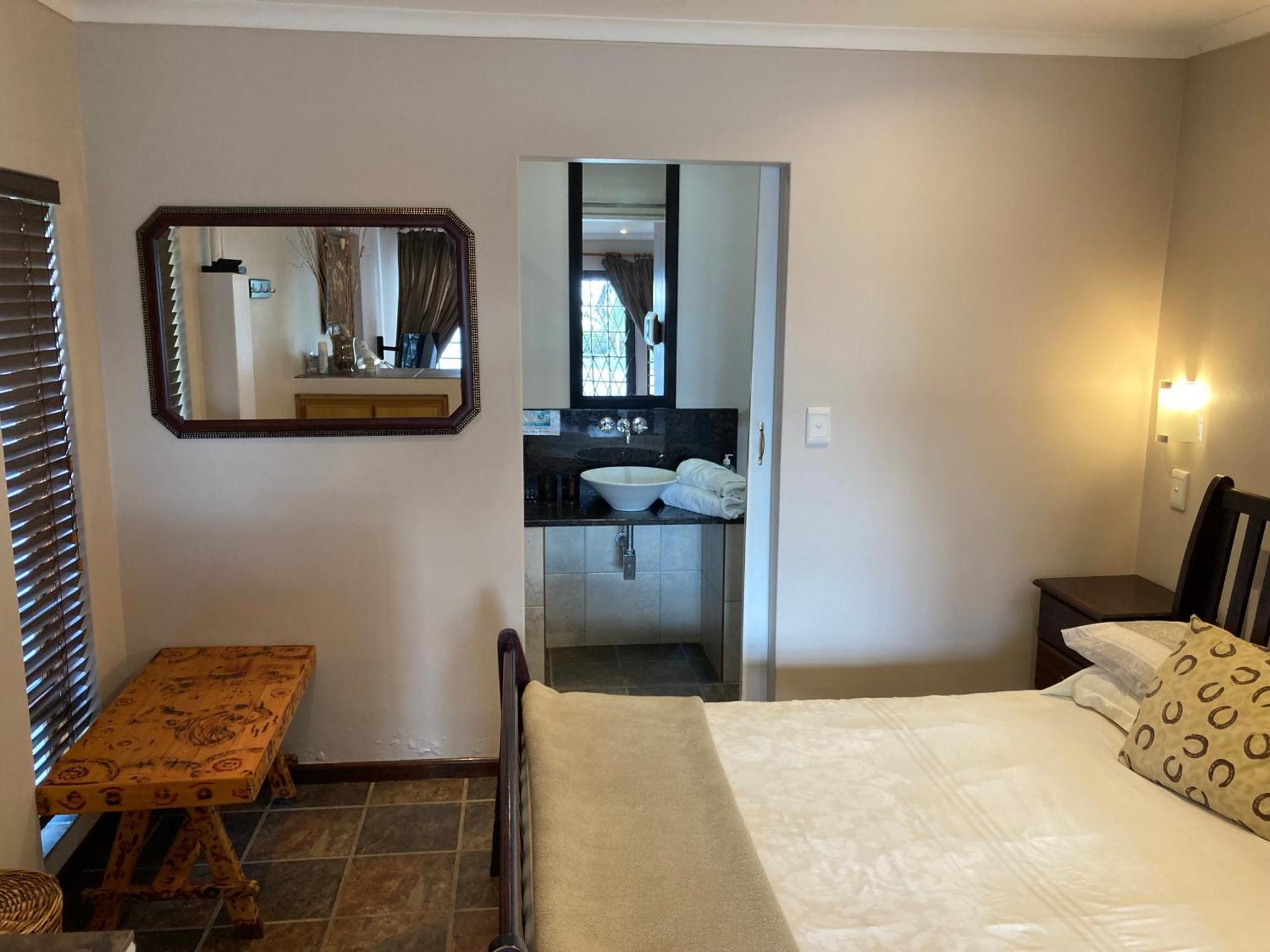 Haus Barbara Guest House Бредасдорп Екстериор снимка