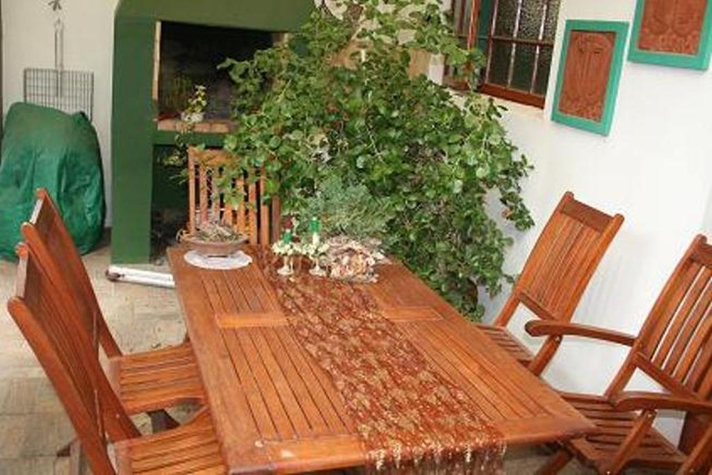 Haus Barbara Guest House Бредасдорп Екстериор снимка